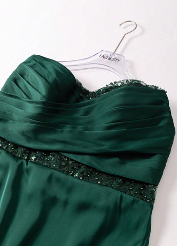 Изумрудное вечернее платье годе, с открытыми плечами, с открытой спиной SHEIN однотонное