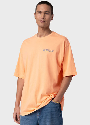 Футболка On Vacation (307009287)