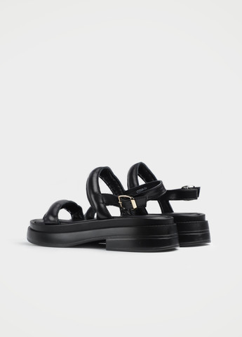 Черные босоножки URBAN TRACE с ремешком