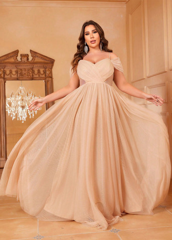 Кремовое вечернее платье клеш, с открытыми плечами SHEIN однотонное