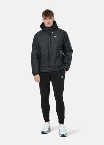 Чорна демісезонна куртка dx2038-010 Nike ThermaFIT Legacy