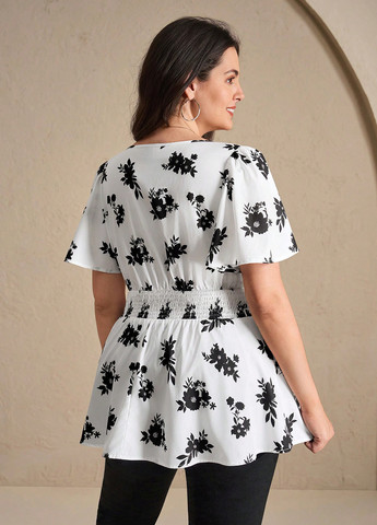 Чорно-біла блуза з баскою SHEIN