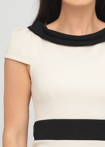 Світло-бежева кежуал однотонне плаття Paper Dolls однотонна