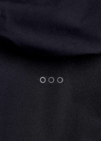 Чорна демісезонна вітровка Saucony HURRICANE WATERPROOF JACKET