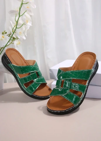 Шльопанці SHEIN (325115565)