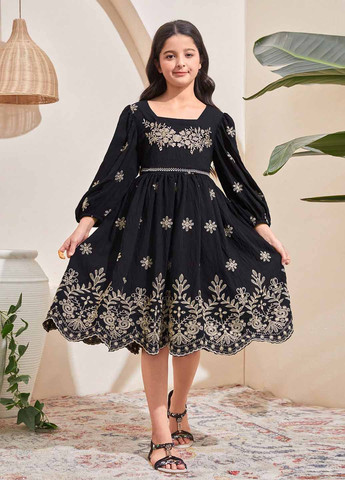 Чорна сукня SHEIN (367574789)