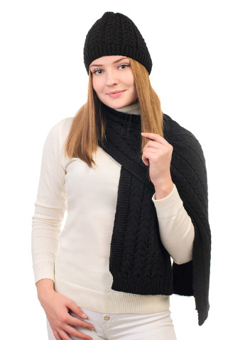 Черный зимний комплект (шапка, шарф) SVTR