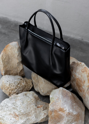 Об'ємна сумка шоппер арт. Sierra L чорного кольору із натуральної шкіри з легким глянцевим ефектом Boorbon (254967652)