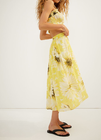 Светло-желтая с рисунком юбка H&M