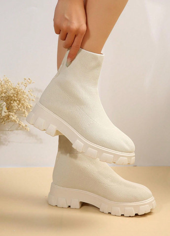 Осенние ботильоны SHEIN на тракторной подошве тканевые