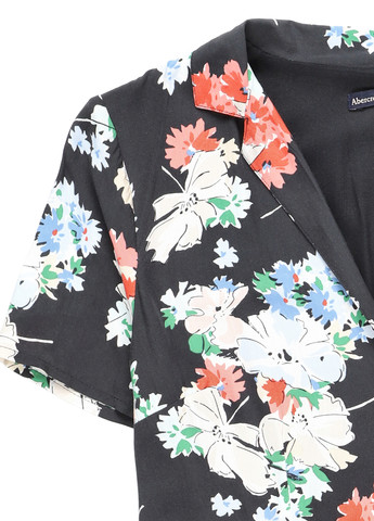 Комбінезон Abercrombie & Fitch комбінезон-шорти квітковий чорний кежуал віскоза