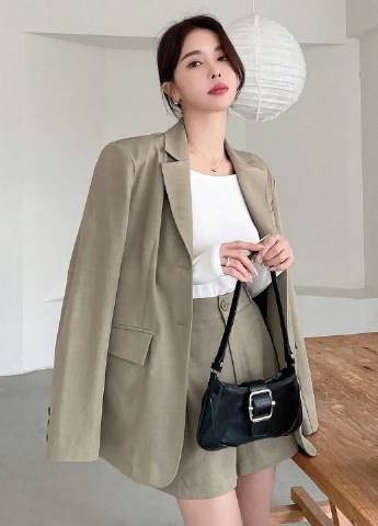 Костюм (жакет, шорты) SHEIN (331034930)