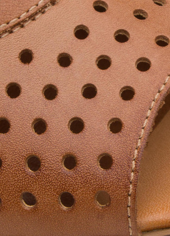 Коричневые черевики Lasocki на молнии с перфорацией