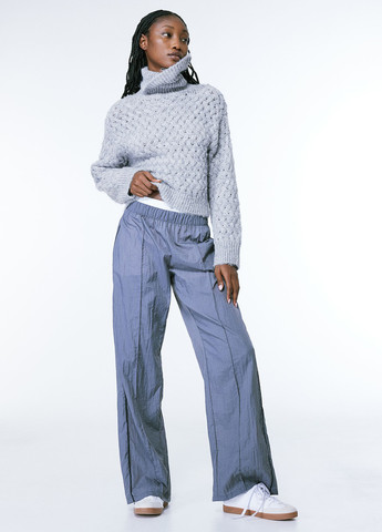 Светло-серый зимний свитер H&M