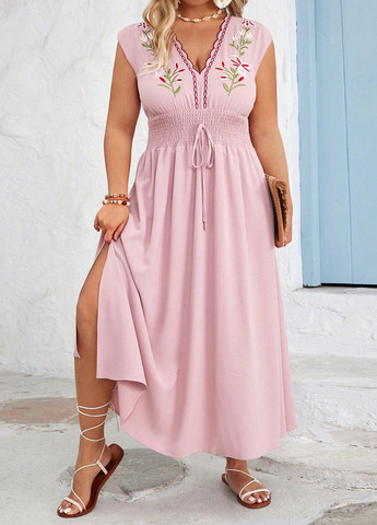 Светло-розовое кэжуал платье в стиле ампир SHEIN однотонное