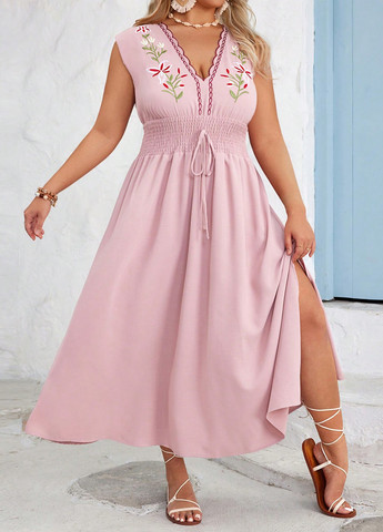 Светло-розовое кэжуал платье в стиле ампир SHEIN однотонное