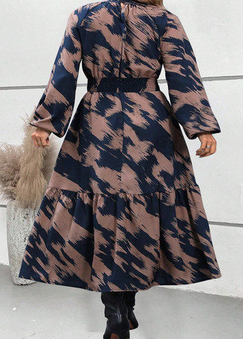 Комбінована кежуал сукня SHEIN з абстрактним візерунком