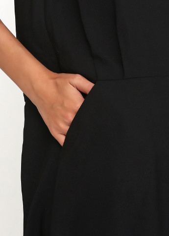 Черное кэжуал платье а-силуэт Pieszak однотонное