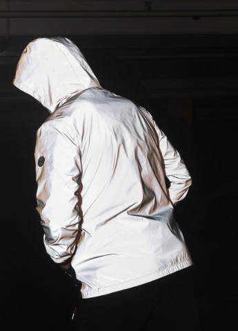 Срібна демісезонна куртка вітровка рефлектвна BEZET Illuminate