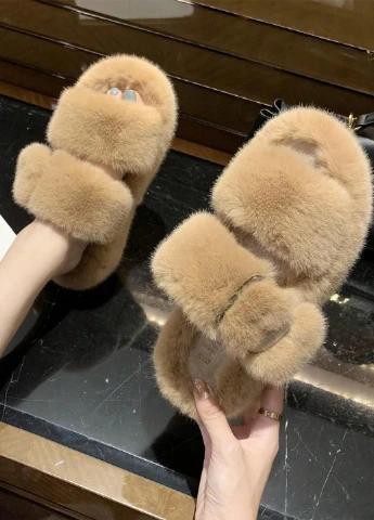 Коричневые тапочки SHEIN