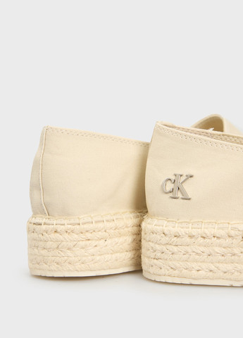 Кремовые эспадрильи Calvin Klein Jeans однотонный логотип, плетение (366302321)