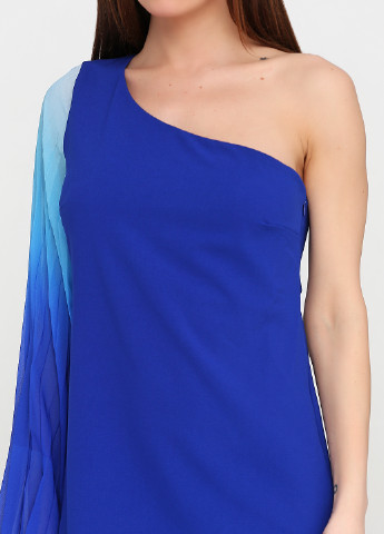 Синя коктейльна сукня з відкритими плечима Rinascimento однотонна