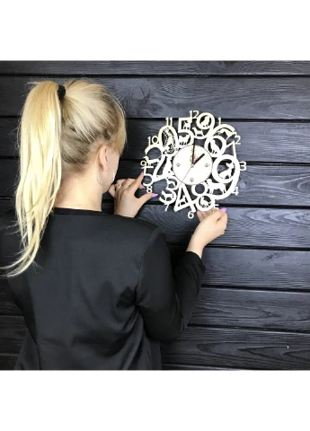 Інтер`єрний годинник настінний з дерева з собаками 7Arts (253567045)