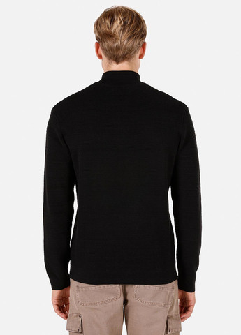 Черный демисезонный свитер Colin's