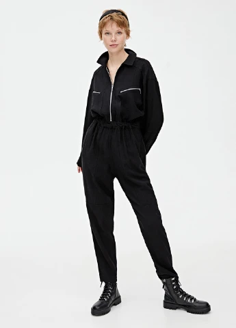 Комбинезон Pull & Bear комбинезон-брюки однотонный чёрный кэжуал вискоза
