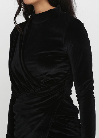 Черное вечернее платье Boohoo Boutique однотонное