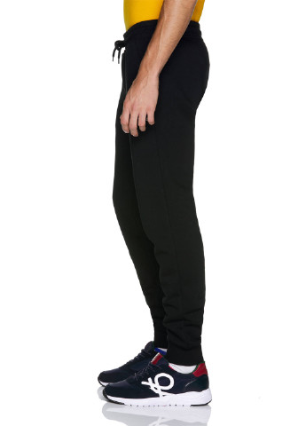 Черные спортивные демисезонные джоггеры брюки United Colors of Benetton