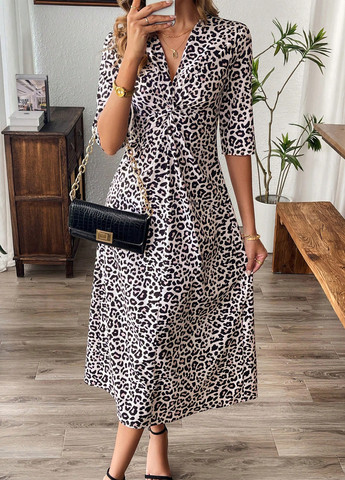 Белое кэжуал платье а-силуэт SHEIN леопардовый