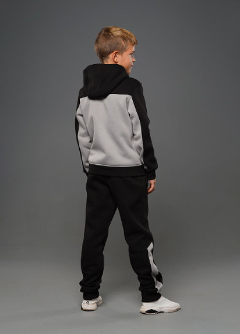 Сірий зимовий спортивний костюм з написами Sinthia (194959072)