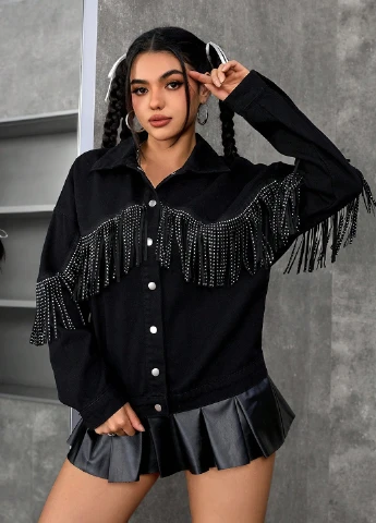 Черная демисезонная куртка SHEIN