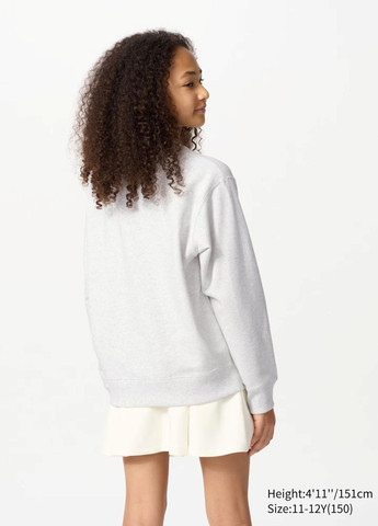 Светло-серый свитшот Uniqlo надпись без декора (325746318)