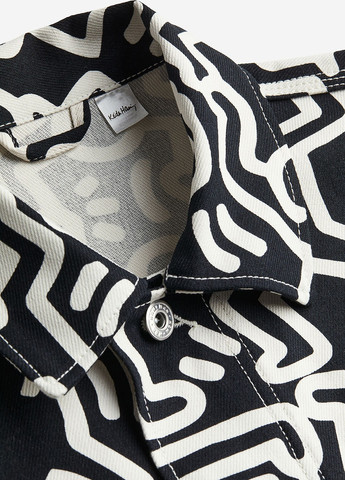 Черно-белая демисезонная куртка H&M