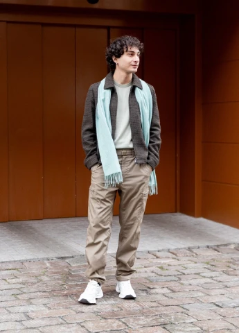 Коричневая демисезонная куртка Uniqlo