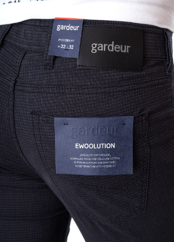 Серые летние брюки Gardeur