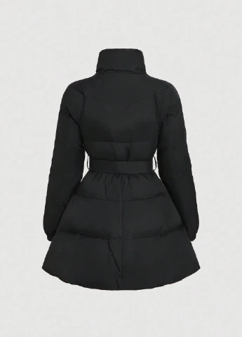 Черная зимняя куртка SHEIN