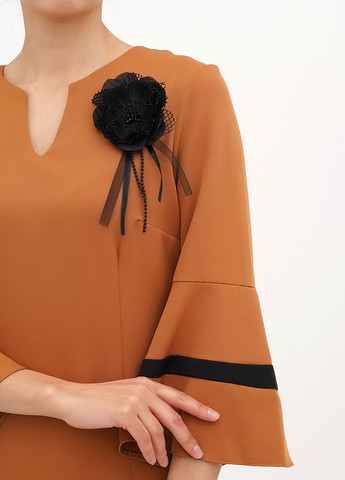 Коричневое кэжуал платье а-силуэт Vicolo однотонное