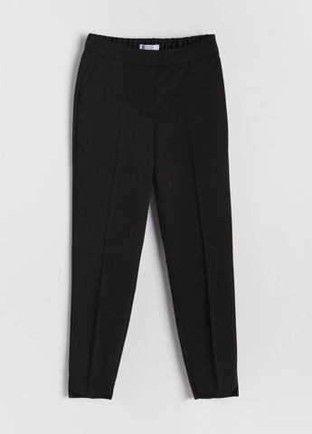 Черные кэжуал демисезонные укороченные, зауженные брюки Reserved