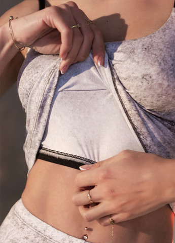 Світло-сірий демісезонний комплект білизни – трусики та майка з підтримкою для грудей на бретелях TOTALFIT