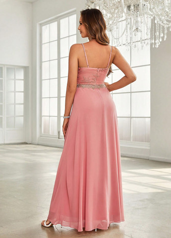 Светло-розовое вечернее платье клеш SHEIN однотонное