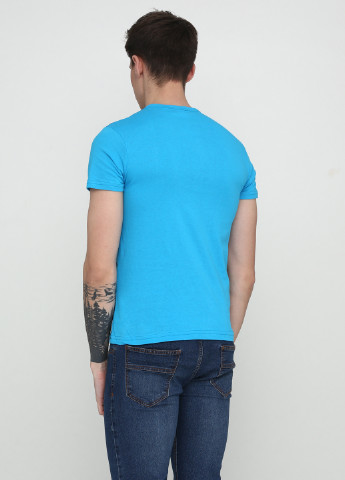 Голубая футболка Benger