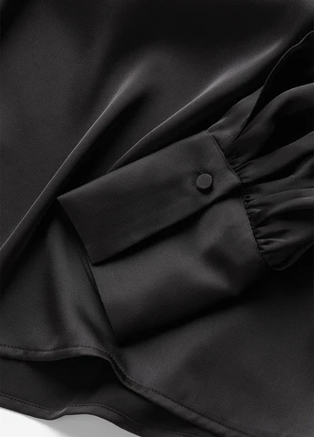 Чёрная блуза H&M