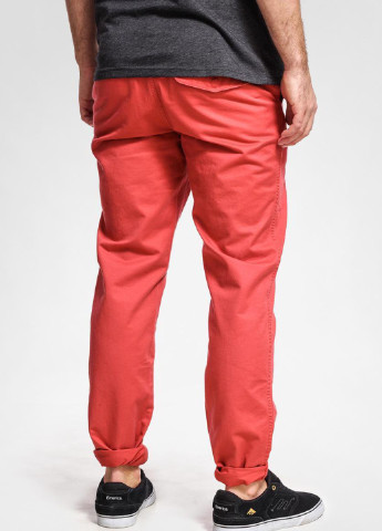 Красные демисезонные зауженные джинсы Quiksilver