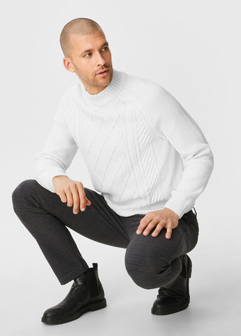 Белый демисезонный свитер C&A