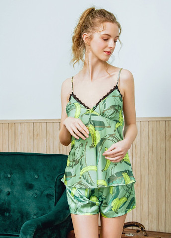 Зелена всесезон піжама жіноча banana майка + шорти Berni Fashion 54165