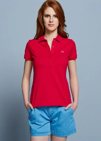 Красная женская футболка-поло Lacoste с логотипом