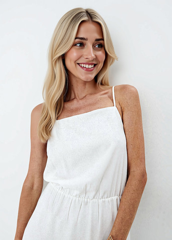 Черно-белое кэжуал платье с открытой спиной, клеш Mohito однотонное